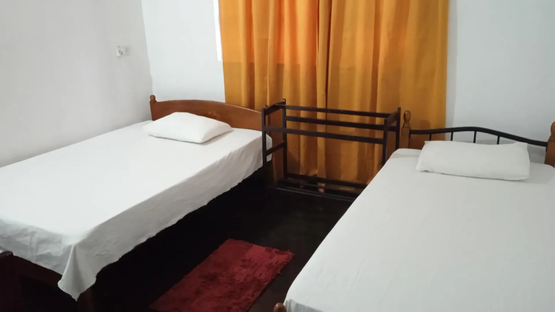 Gerard Holiday Home Kandy Panzió